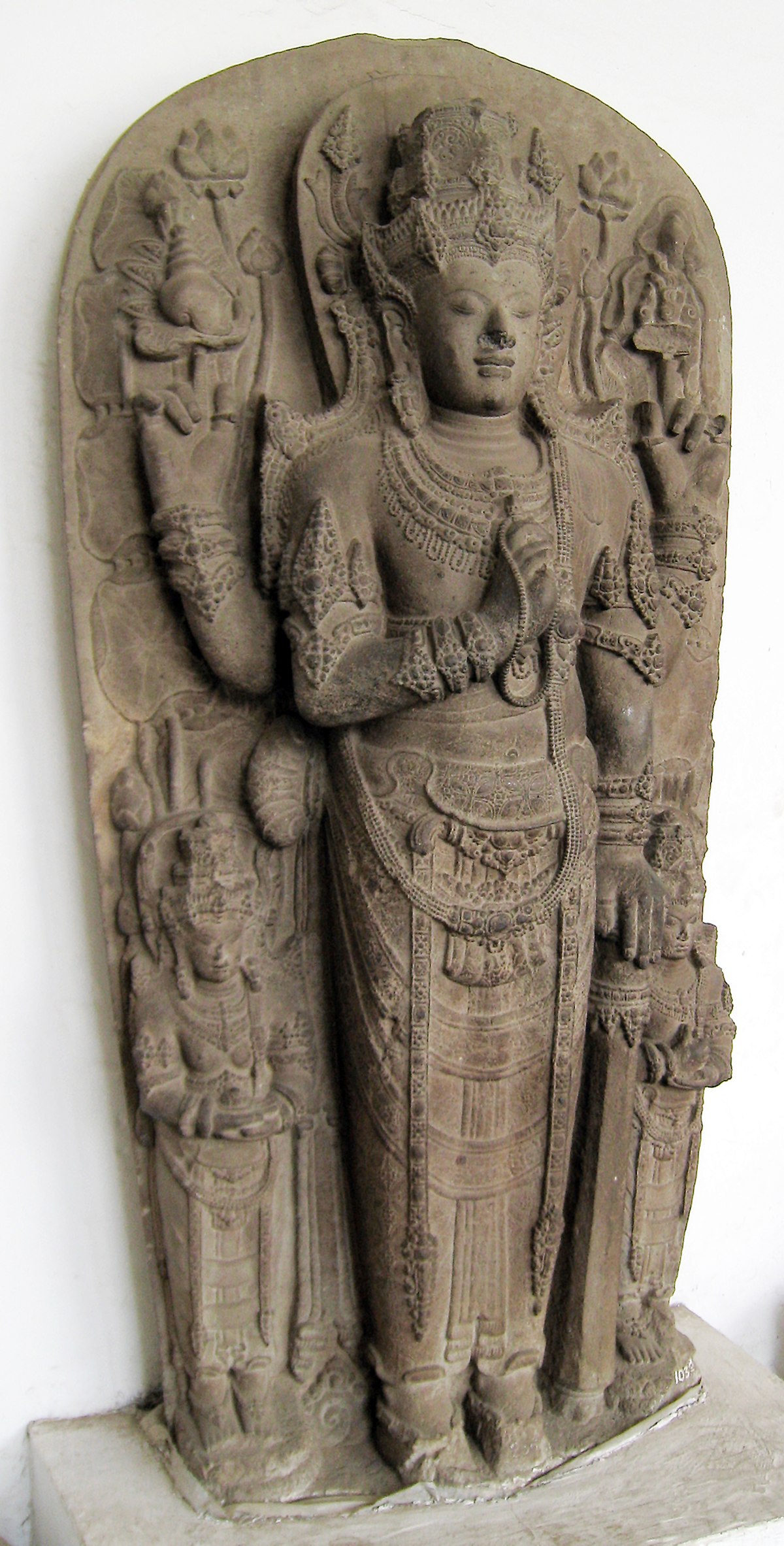 Statue of Raden Wijaya as Harihara
